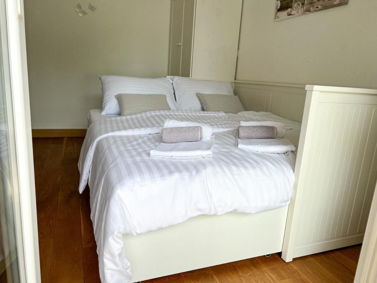 Princess With Sea View And Private Parking For 2 Cars Apartament *